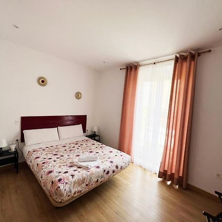 Hostal Abaaly Madrid Kültér fotó