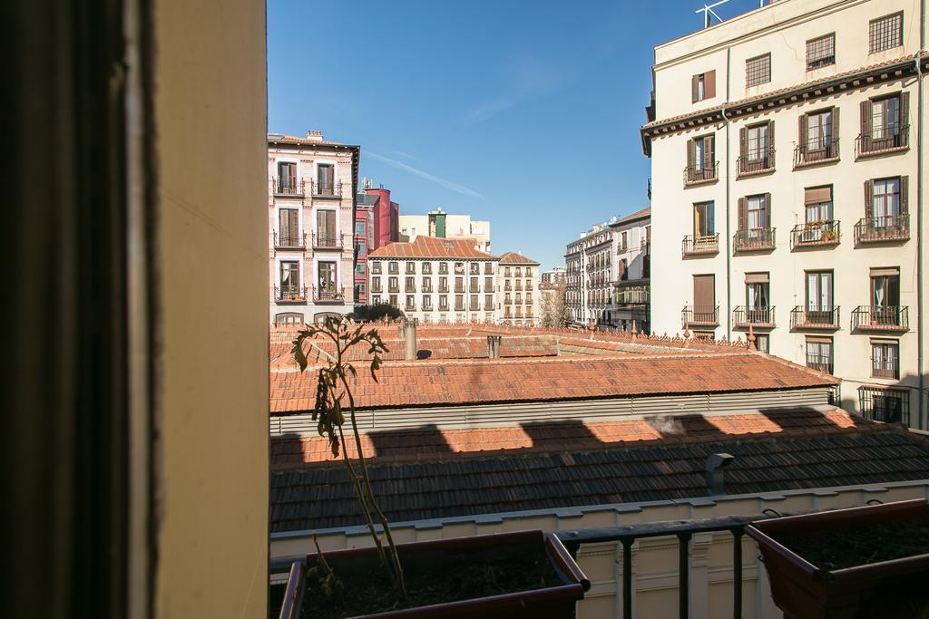 Hostal Abaaly Madrid Kültér fotó